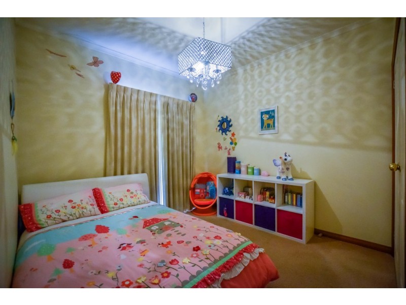 3 Mayo Court, Golden Square VIC 3555