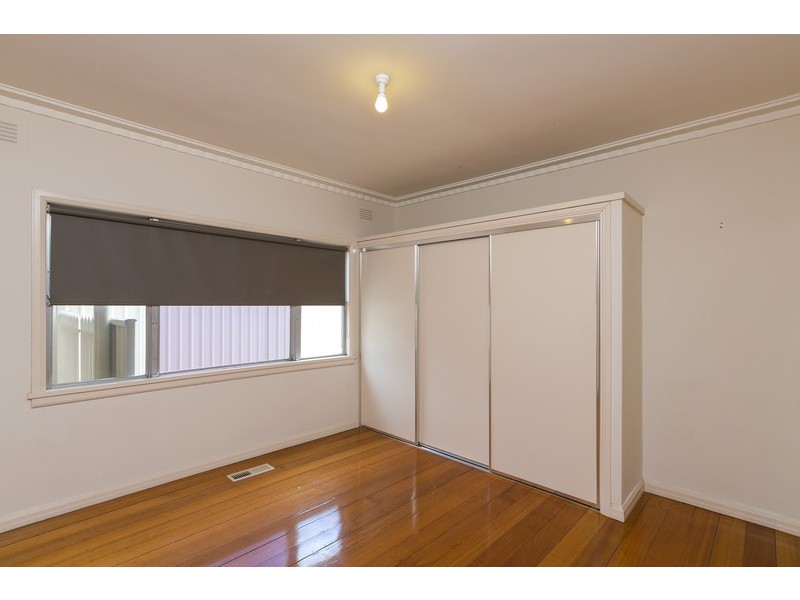 3/16 McLachlan Street, Golden Square VIC 3555