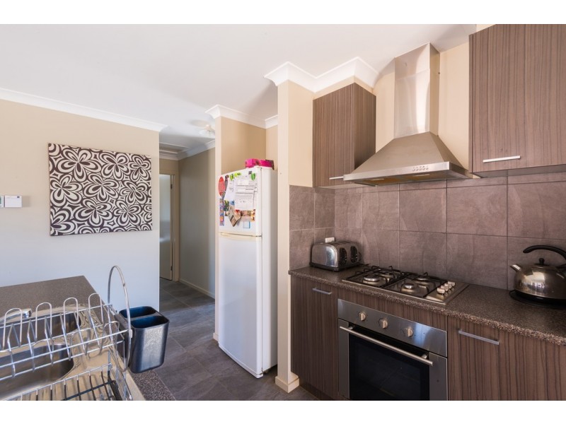 1/22 Chapel Street, Kangaroo Flat VIC 3555