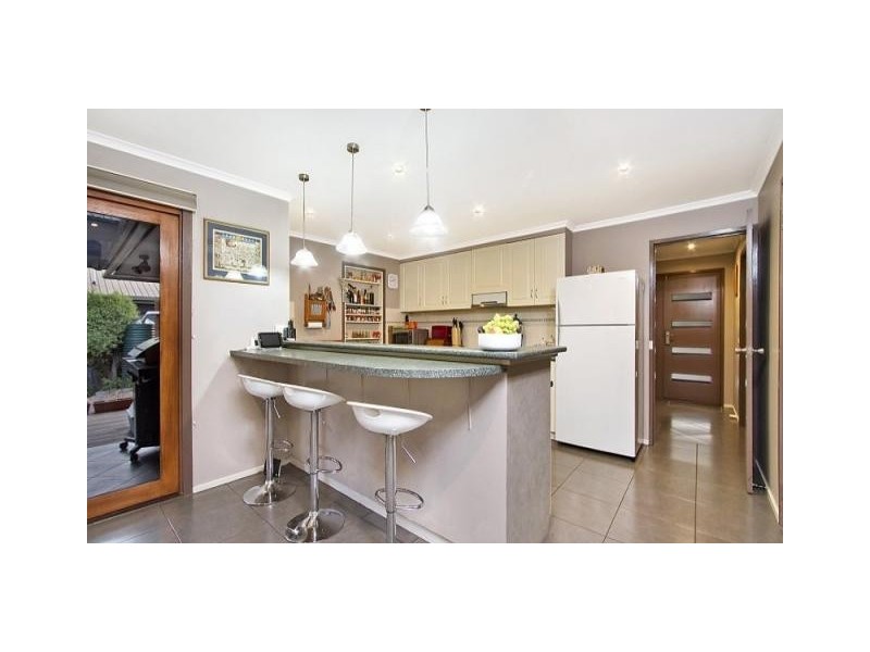 21 Clee Crescent, Strathdale VIC 3550