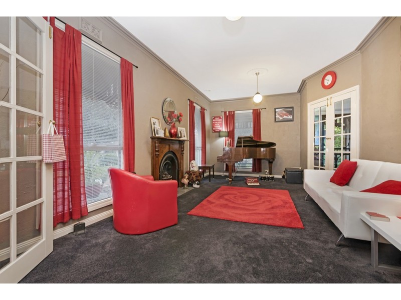 3 Pauline Court, Kangaroo Flat VIC 3555