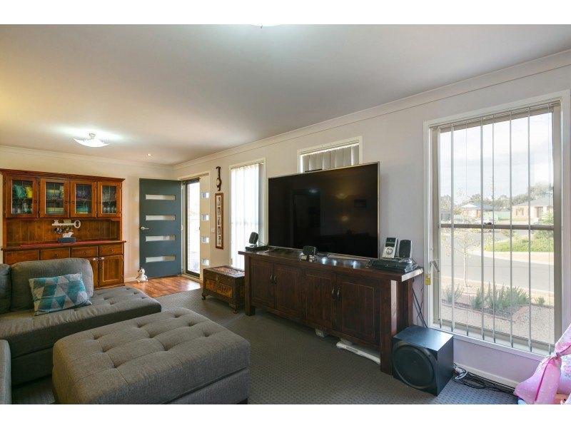 7 St James Wood Drive, North Bendigo VIC 3550