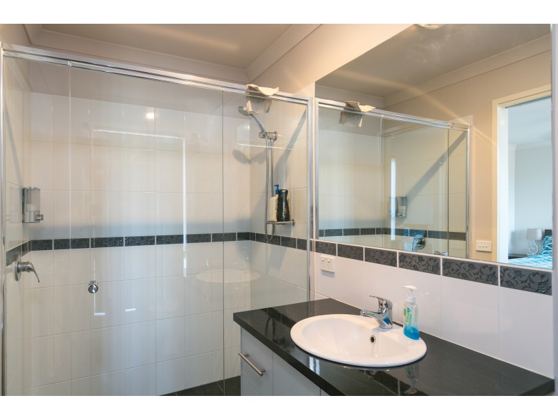 7 St James Wood Drive, North Bendigo VIC 3550