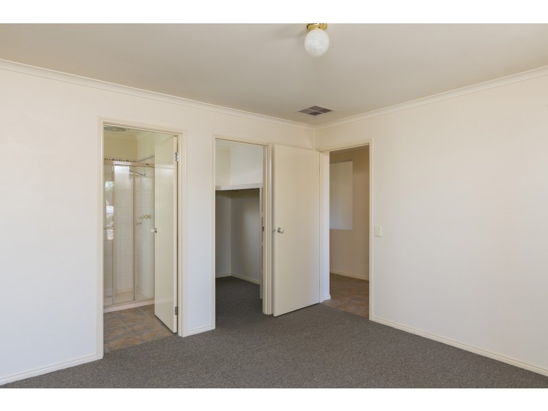 31A Raglan St, White Hills VIC 3550