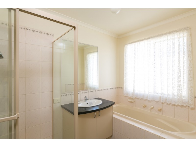 31A Raglan St, White Hills VIC 3550