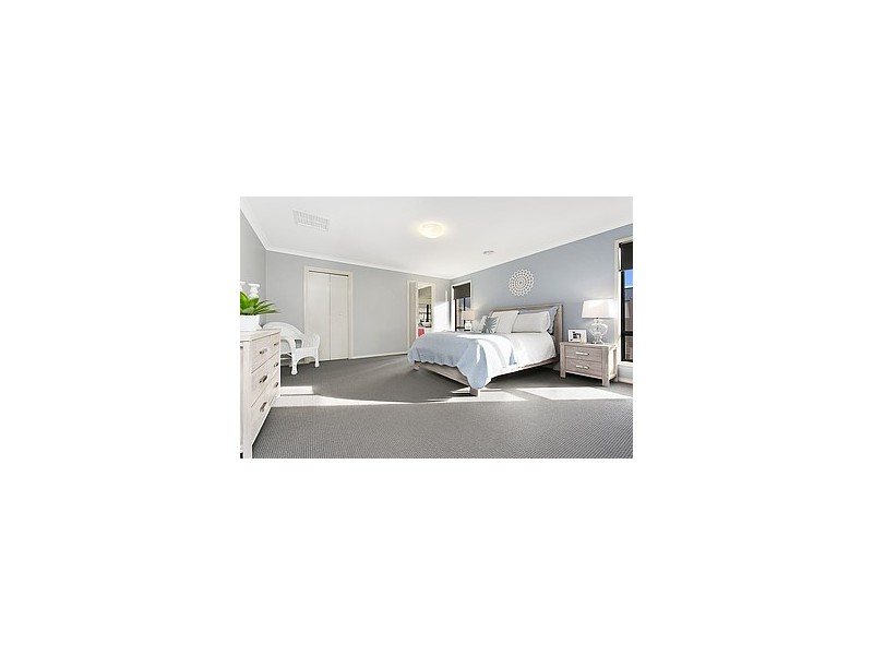 12 Dowker St, Epsom VIC 3551
