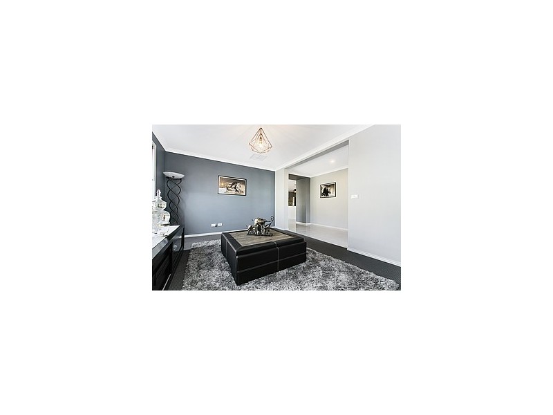 12 Dowker St, Epsom VIC 3551