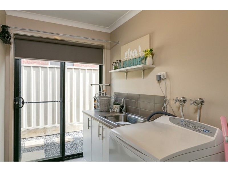 12 Eamont Ct, Strathfieldsaye VIC 3551