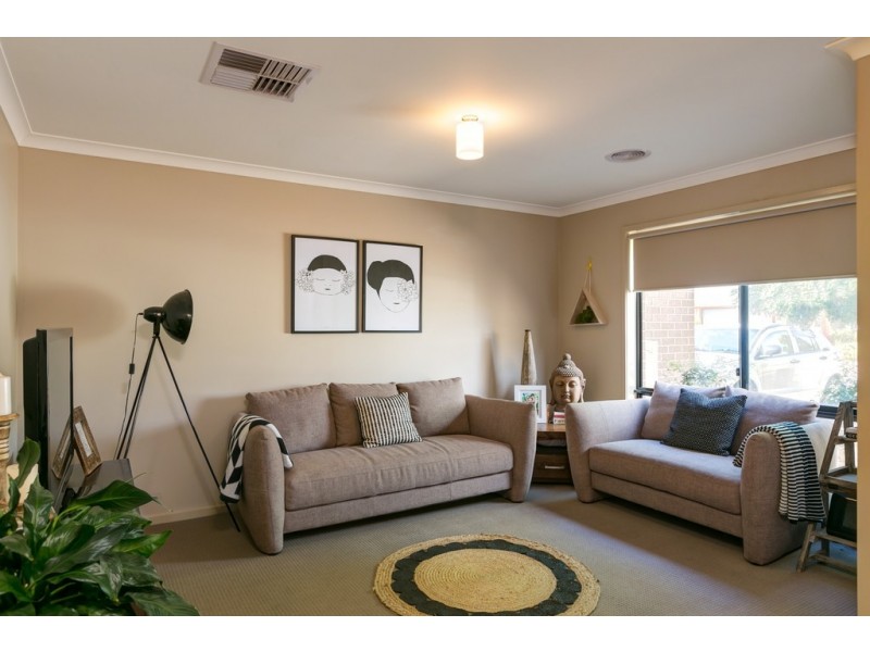12 Eamont Ct, Strathfieldsaye VIC 3551