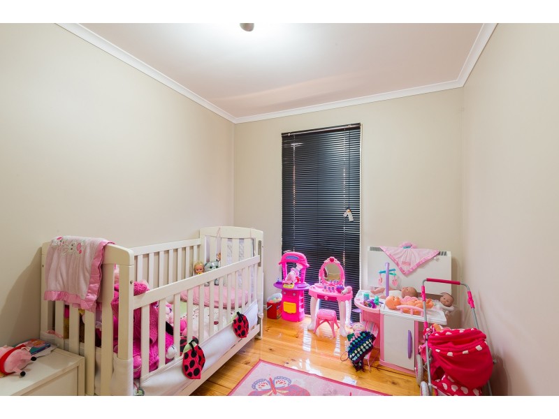 17 Dunstan Street, Eaglehawk VIC 3556