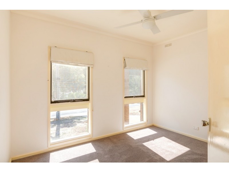 30 Friswell Avenue, Flora Hill VIC 3550