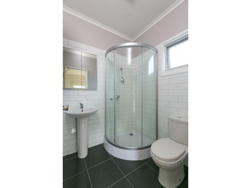 30 Friswell Avenue, Flora Hill VIC 3550