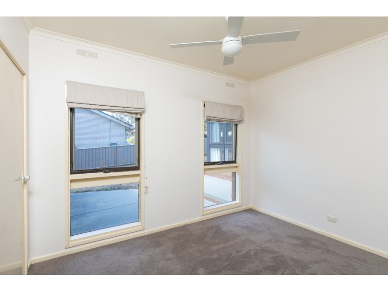 30 Friswell Avenue, Flora Hill VIC 3550