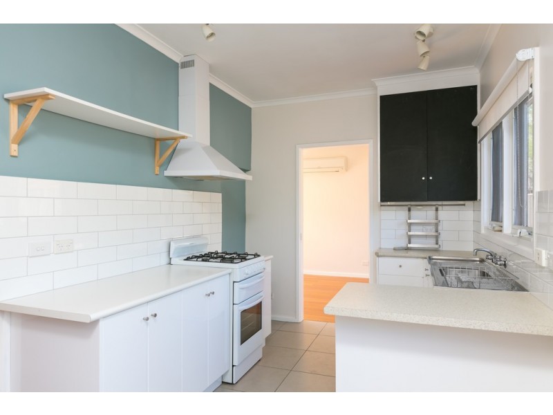 30 Friswell Avenue, Flora Hill VIC 3550
