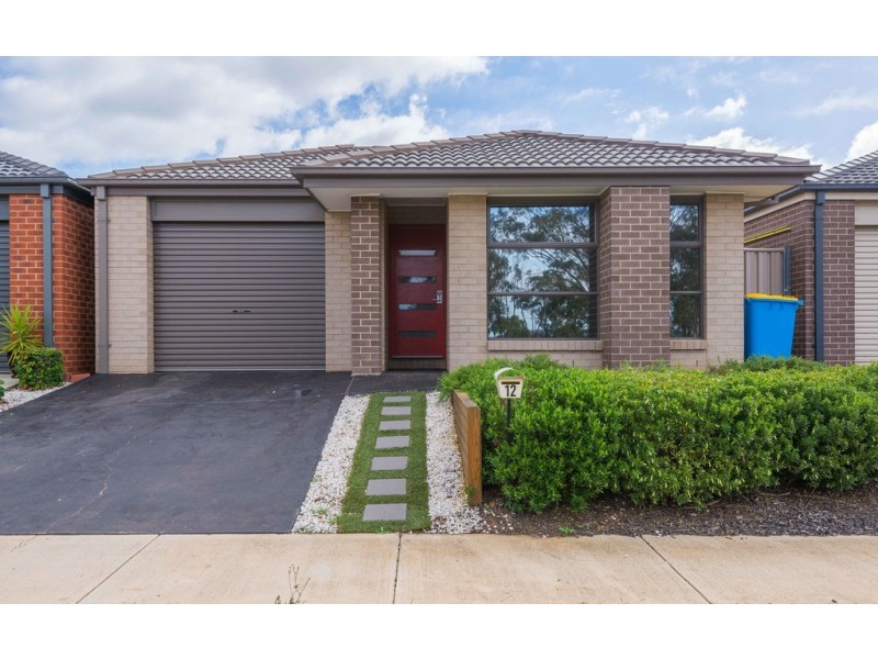 12 Highview Terrace, Kangaroo Flat VIC 3555