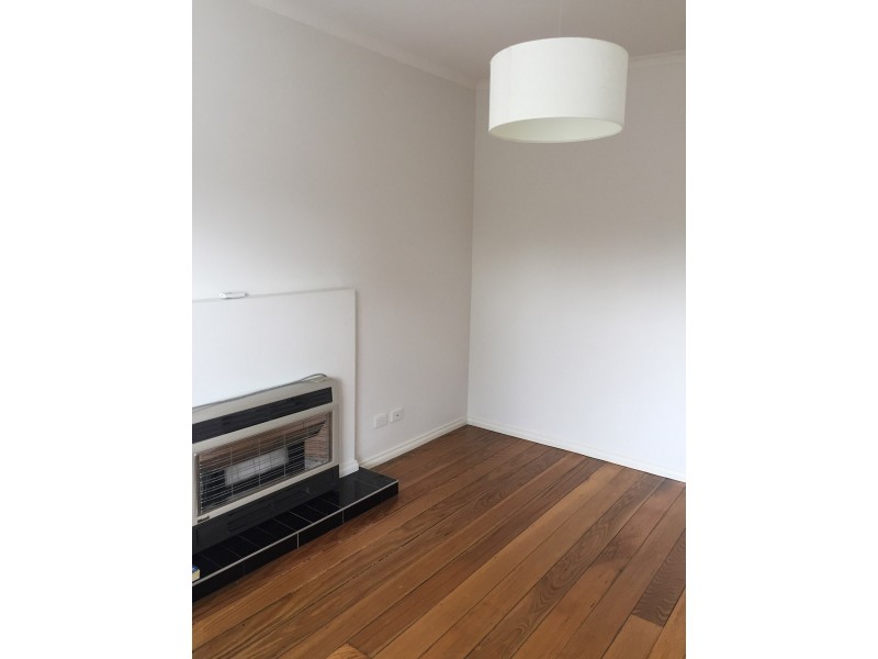 4 Ruth Street, Golden Square VIC 3555