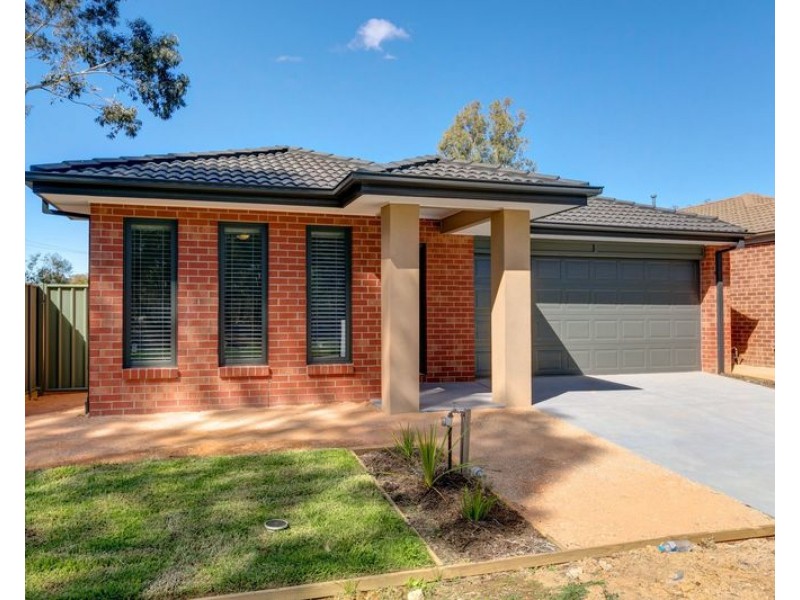 8 Powers Place, Jackass Flat VIC 3556