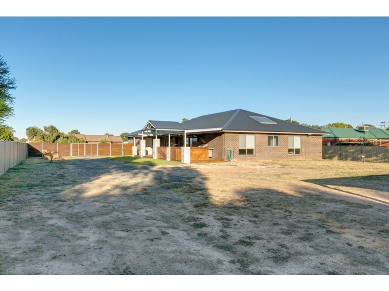 9 Ligar Street, Huntly VIC 3551
