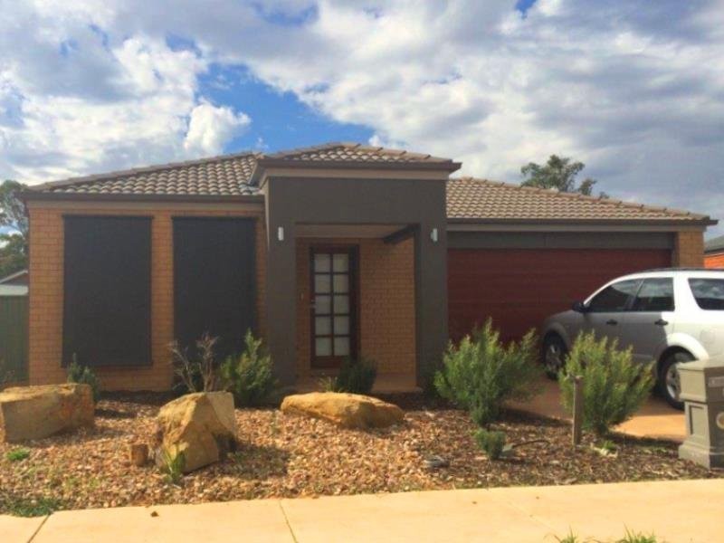 30 Triplett Avenue, Ascot VIC 3551