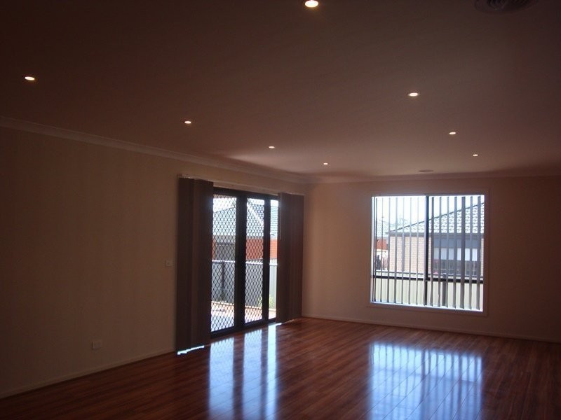 30 Triplett Avenue, Ascot VIC 3551