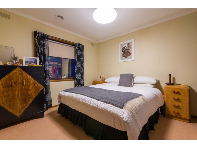 47 Cunneen Street, Long Gully VIC 3550