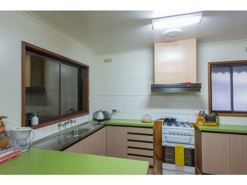 47 Cunneen Street, Long Gully VIC 3550