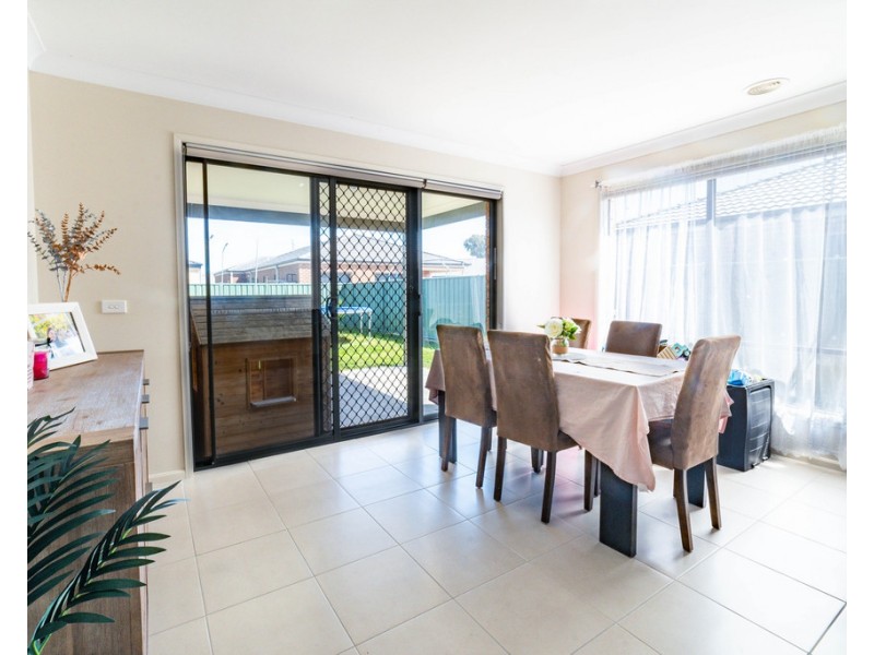 23 Caulfield Drive, Ascot VIC 3551