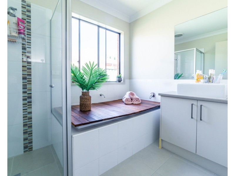 23 Caulfield Drive, Ascot VIC 3551