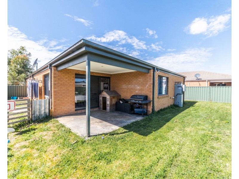 23 Caulfield Drive, Ascot VIC 3551