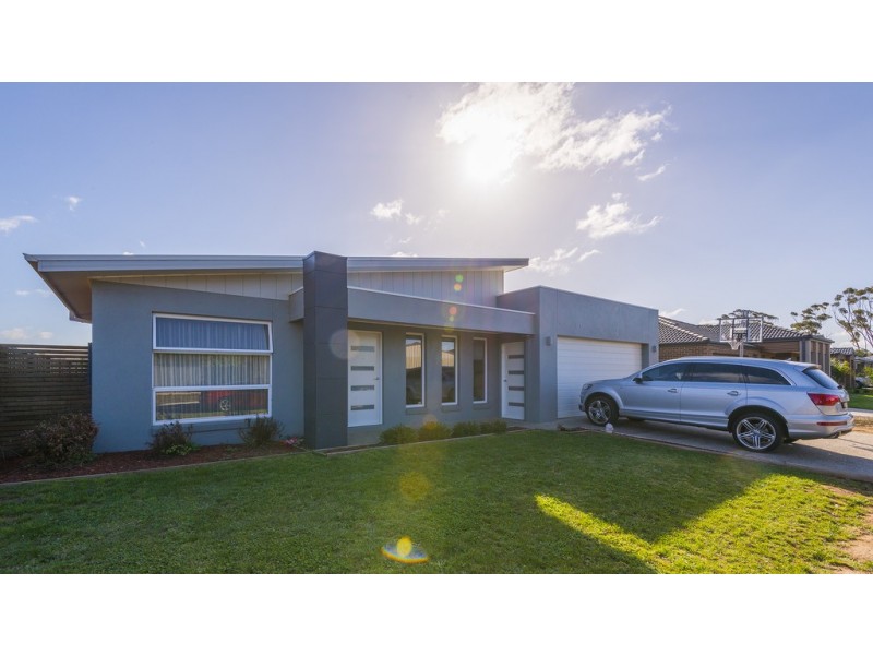 10 Carlin Way, Marong VIC 3515