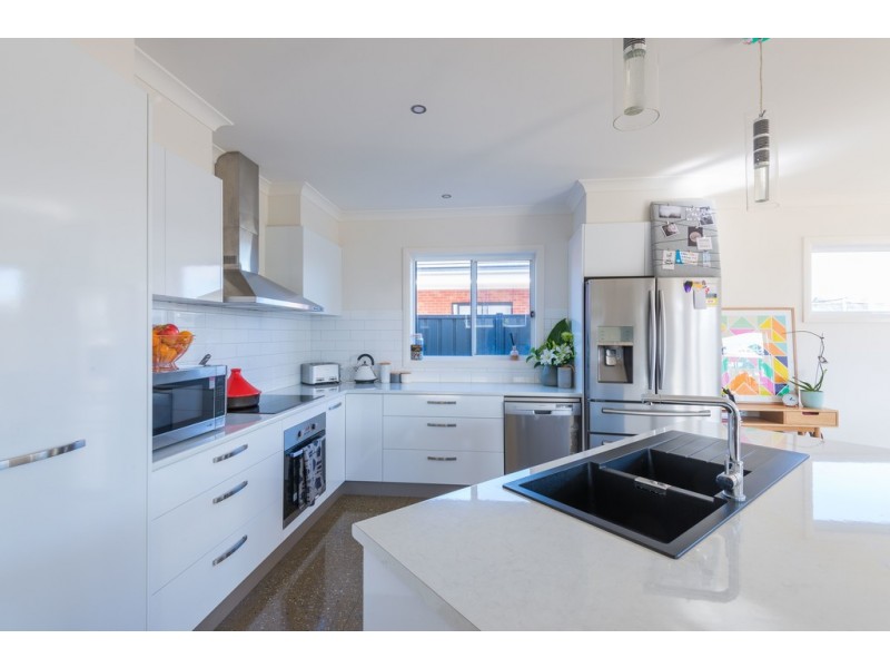 10 Carlin Way, Marong VIC 3515