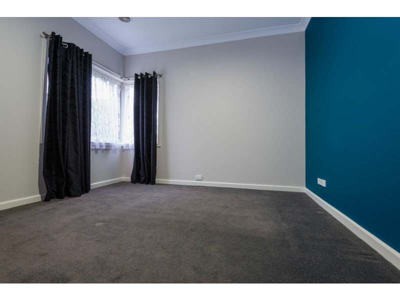 311 High Street, Kangaroo Flat VIC 3555