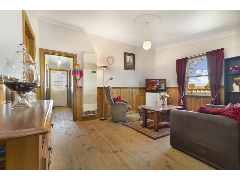 69 Booth Street, Golden Square VIC 3555
