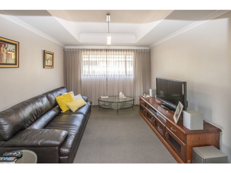 63 Santons Approach, Yalyalup WA 6280