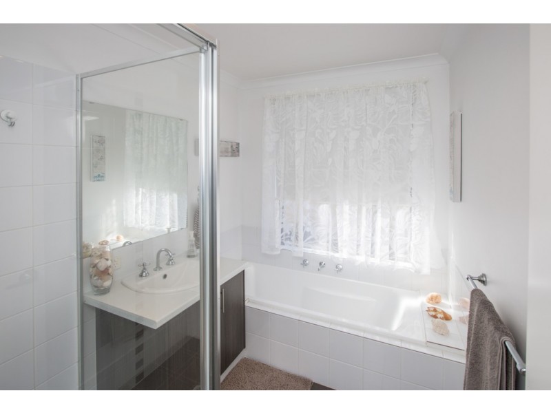 63 Santons Approach, Yalyalup WA 6280