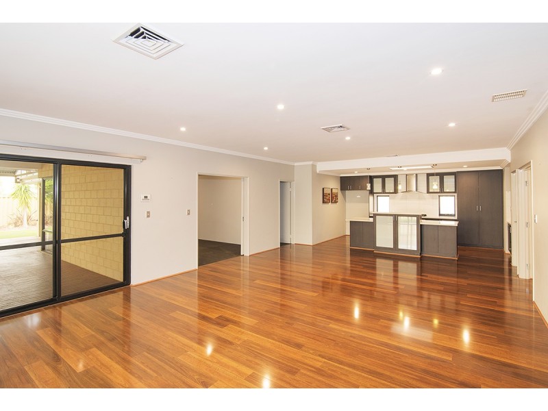 44 Almond Parkway, Yalyalup WA 6280