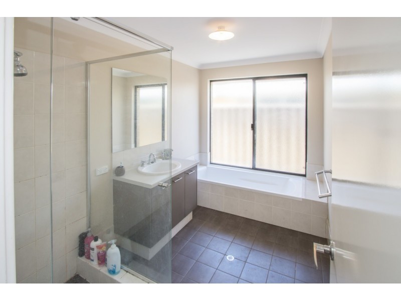 41 Provincia Parade, Yalyalup WA 6280