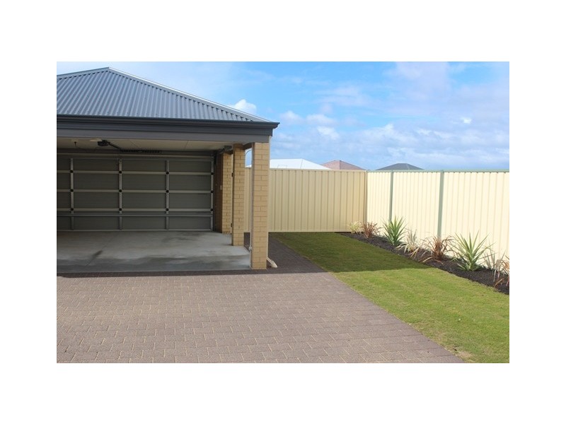 17 Alice Street, Yalyalup WA 6280