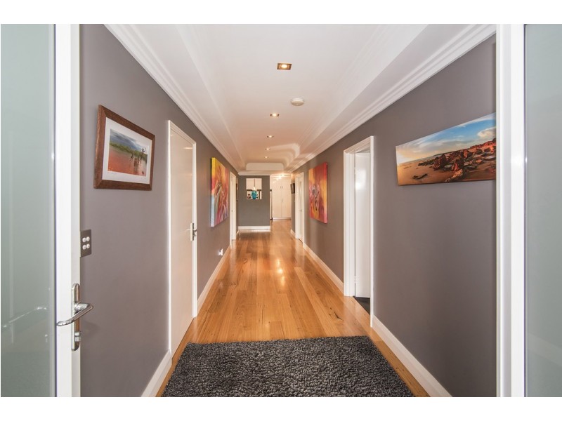 21 Callitris Crescent, Broadwater WA 6280