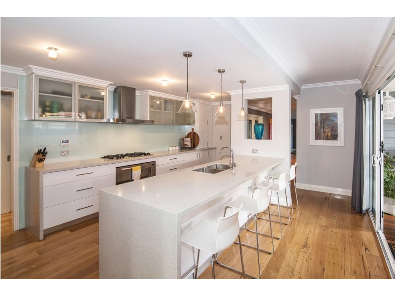 21 Callitris Crescent, Broadwater WA 6280