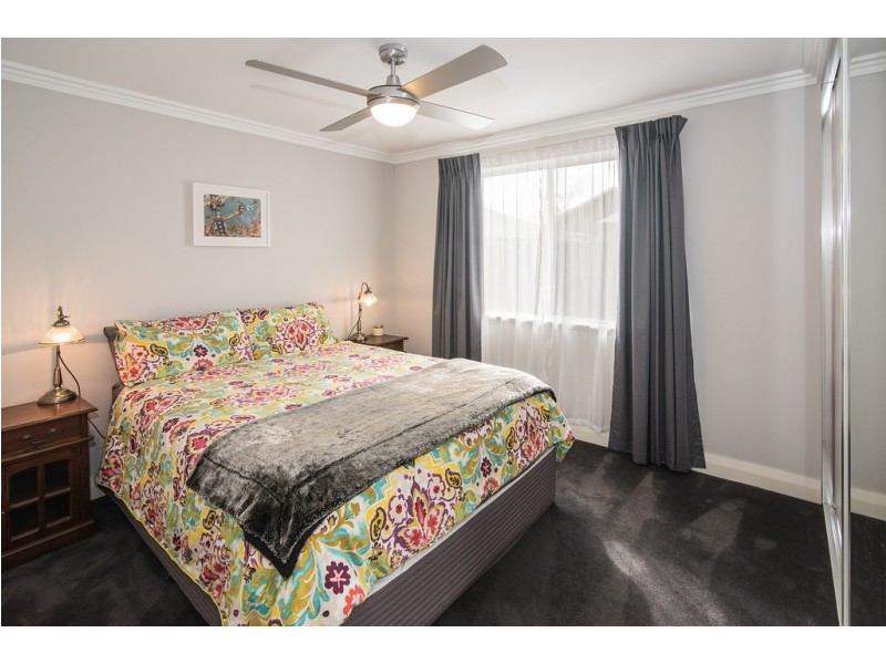 21 Callitris Crescent, Broadwater WA 6280