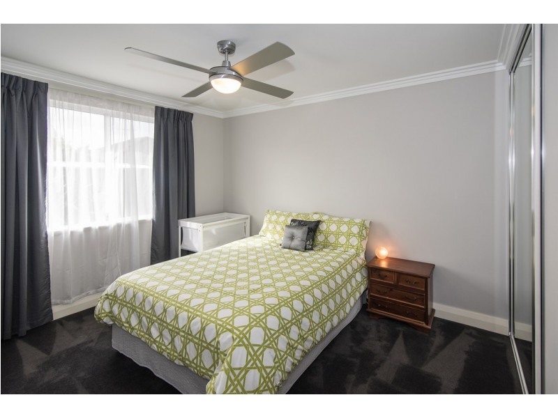 21 Callitris Crescent, Broadwater WA 6280