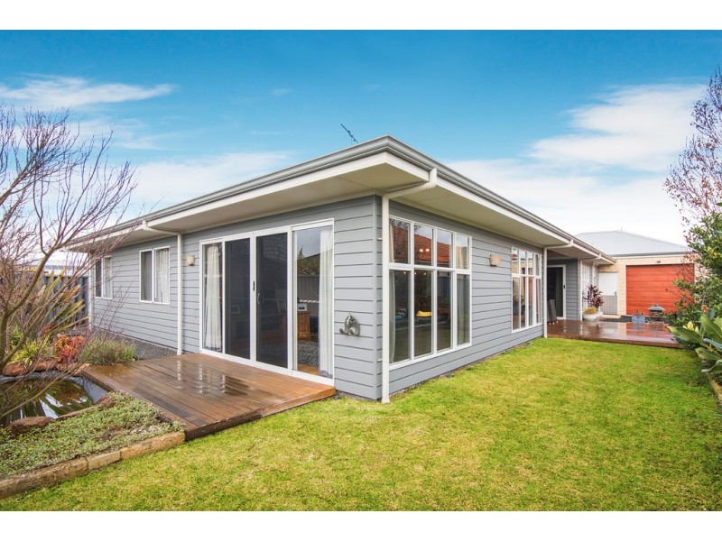 21 Callitris Crescent, Broadwater WA 6280