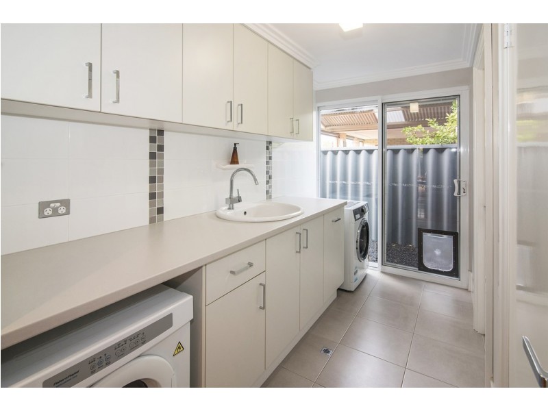 21 Callitris Crescent, Broadwater WA 6280