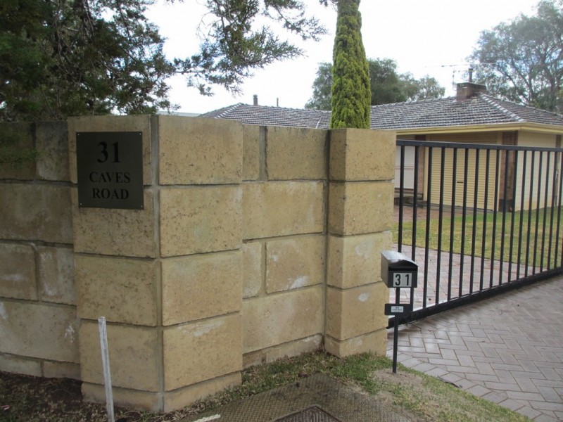 31 Caves Road, Abbey WA 6280