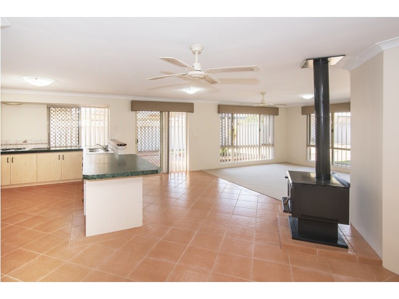 25 Chancery Way, West Busselton WA 6280