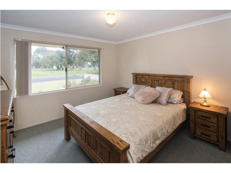 28 Willmott Street, Geographe WA 6280