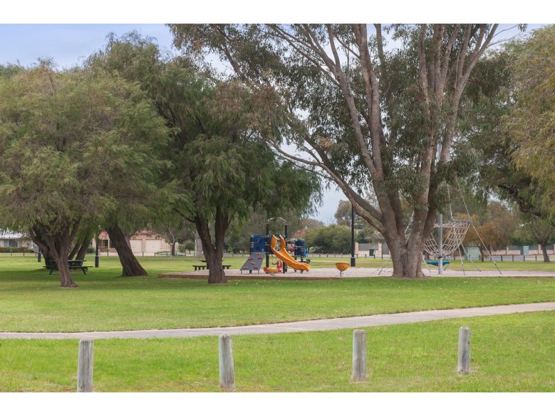 28 Willmott Street, Geographe WA 6280