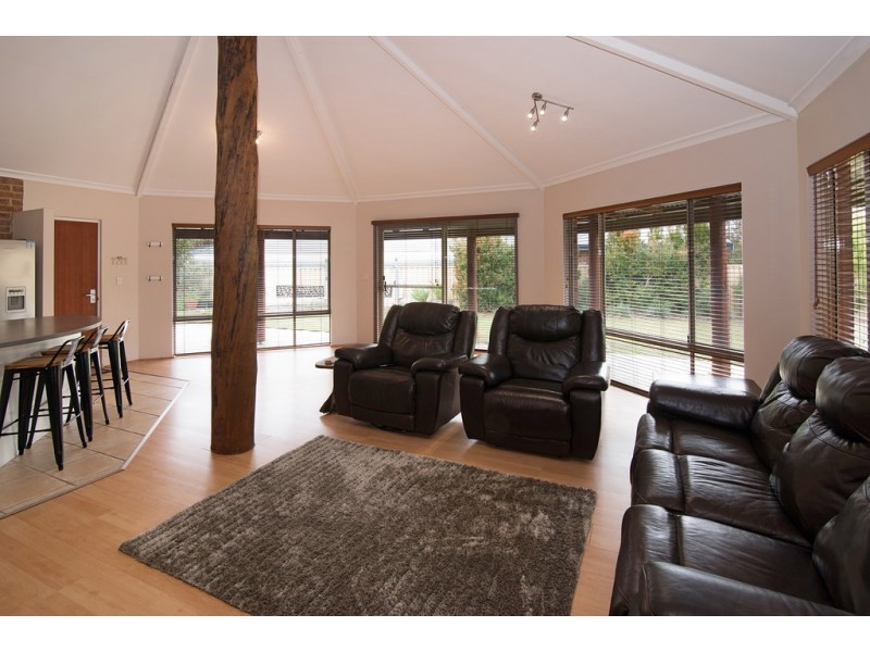 13 Clover Crescent, Busselton WA 6280