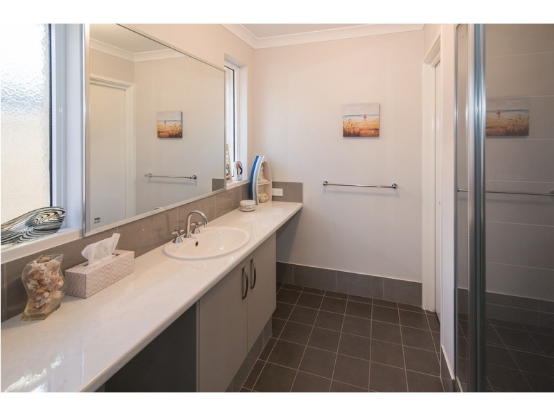 7 Turbie Road, Yalyalup WA 6280